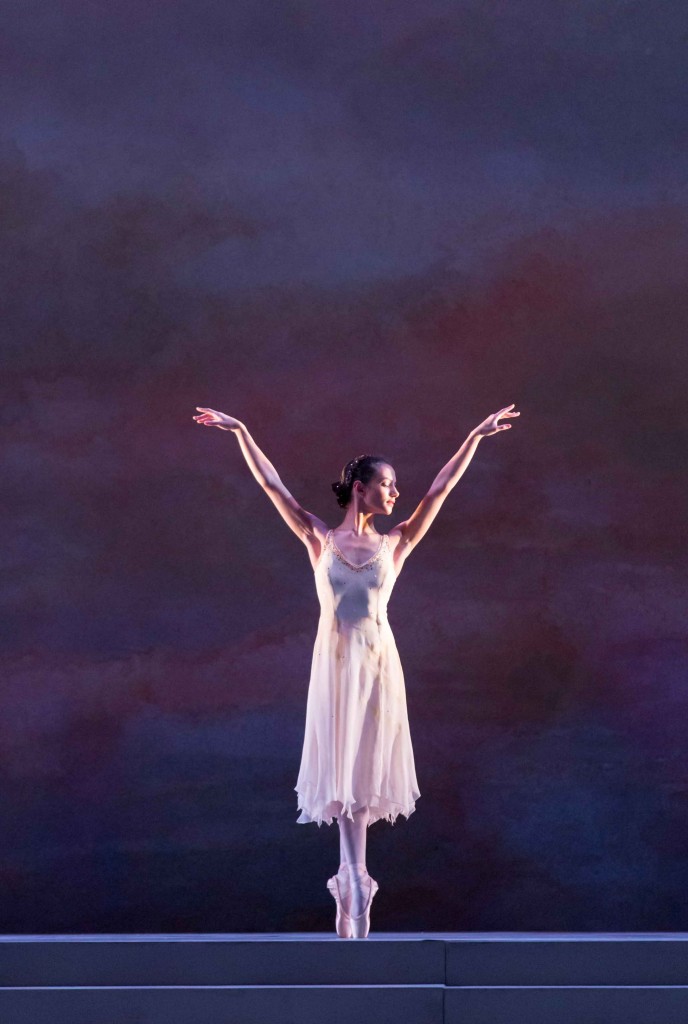 Francesca Hayward in Rhapsody © ROH / Johan Persson, 2014