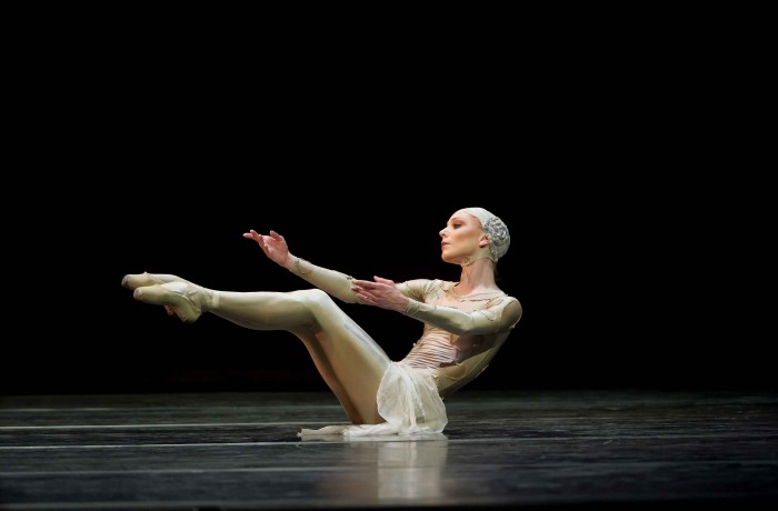 Sarah Lamb in Gloria. Photograph Bill Cooper, courtesy ROH