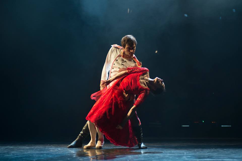 SDKE - Anna Karenina. Foto © Anton Faraonov.