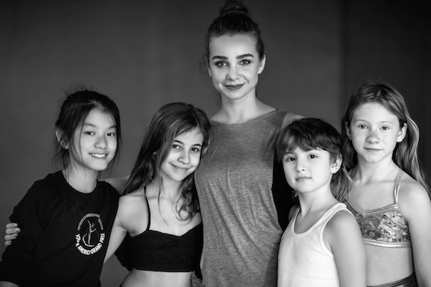 Small-Town-Girl-From-Russia-Dances-Her-Way-Into-The-Dalai-Lamas-Heart.-Find-Out-How.13__605