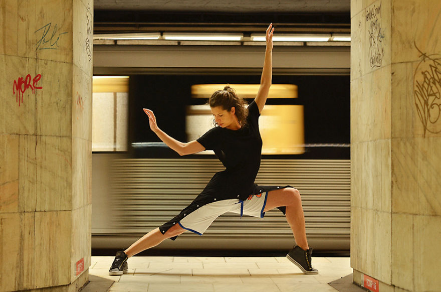 Dancer: Ioana Macarie.