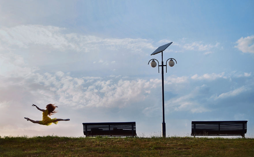 Dancer: Diana Ferencz.