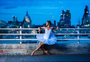 'Ballet Busking' around Waterloo. Foto: Mehul Derodr