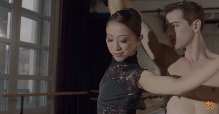 Balet trochu inak. Internet si zamiloval fascinujúce vystúpenie sólistov English National Ballet.